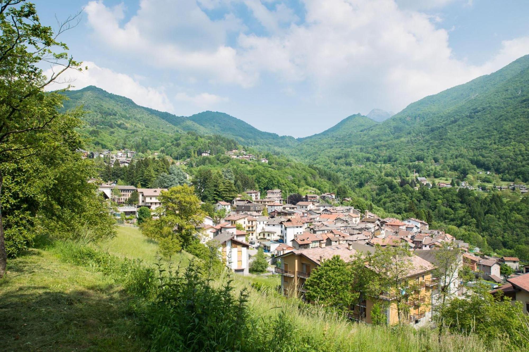 Casa Busso - Happy Rentals Esino Lario Экстерьер фото