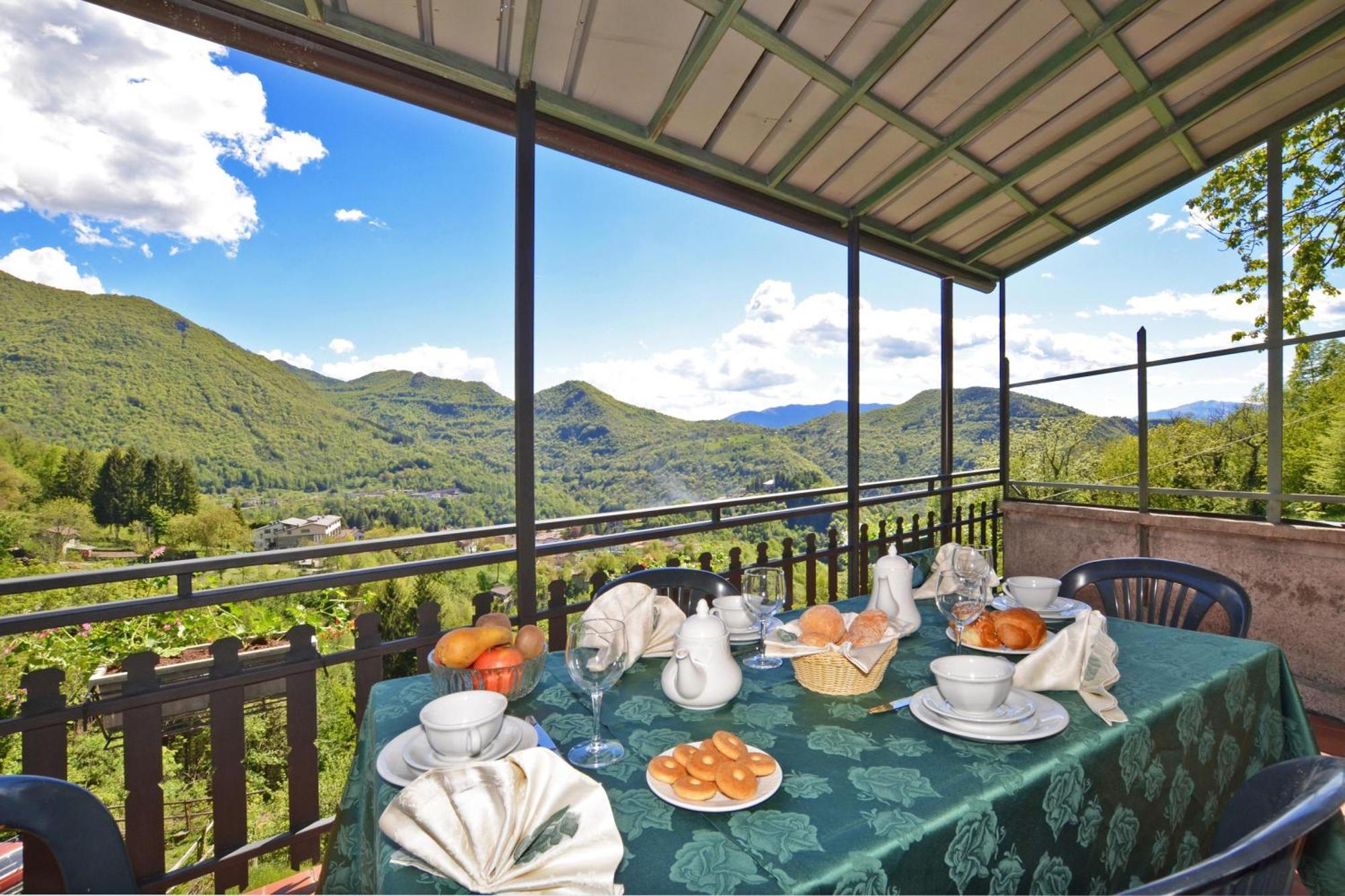 Casa Busso - Happy Rentals Esino Lario Экстерьер фото