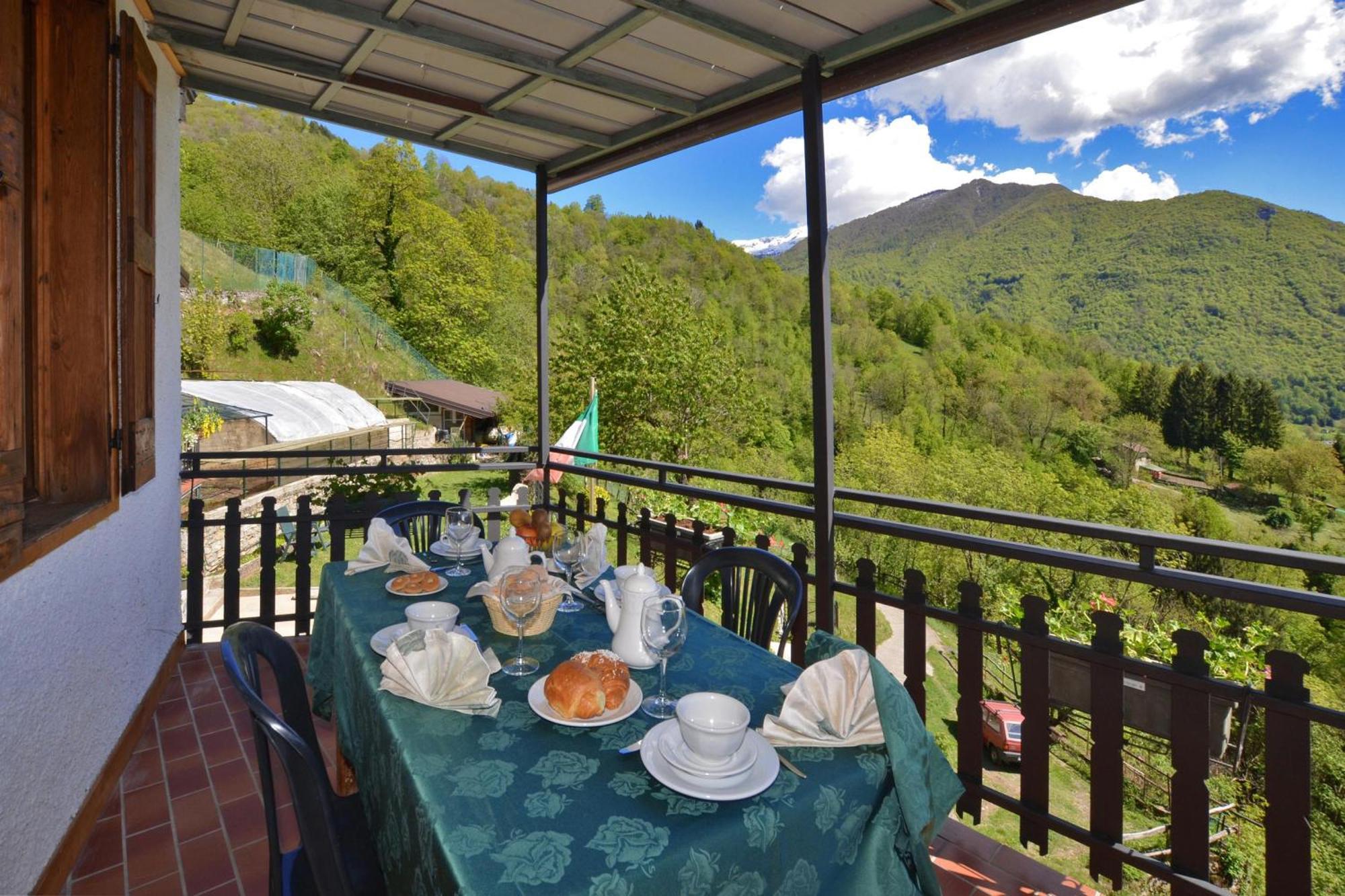 Casa Busso - Happy Rentals Esino Lario Экстерьер фото