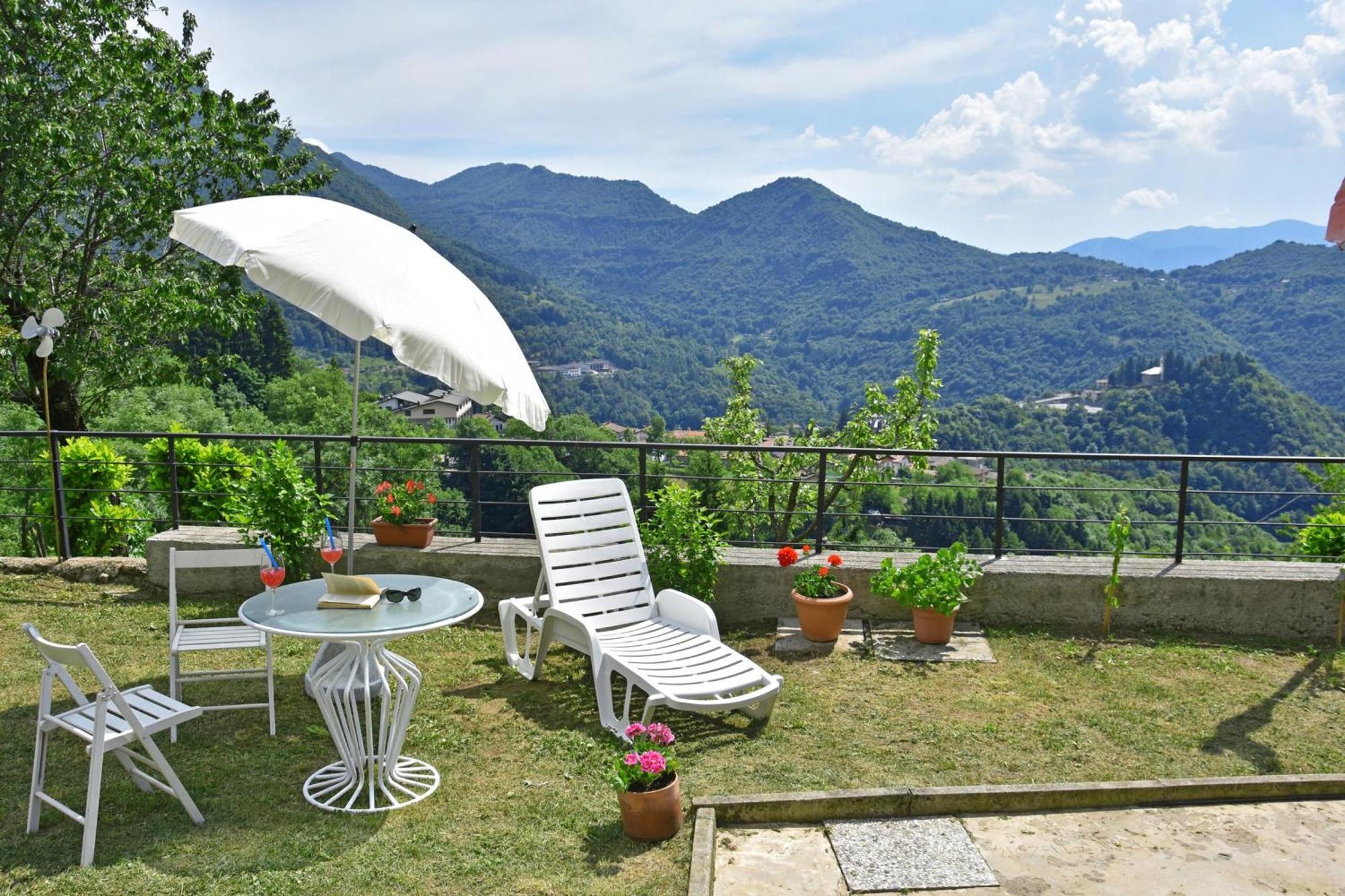 Casa Busso - Happy Rentals Esino Lario Экстерьер фото
